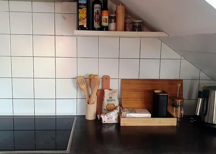 Apartman Altbau Dachgeschosswohnung Mitten In *