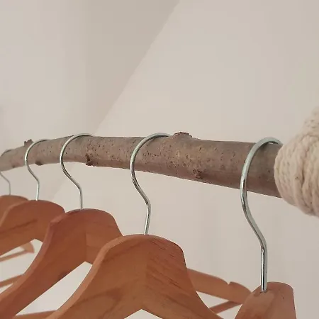 Altbau Dachgeschosswohnung Mitten In * גראץ